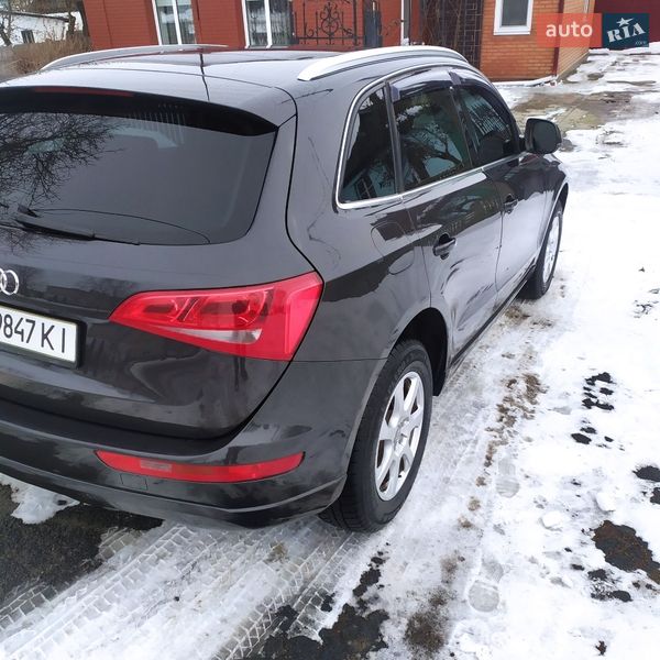 Позашляховик / Кросовер Audi Q5 2010 в Умані