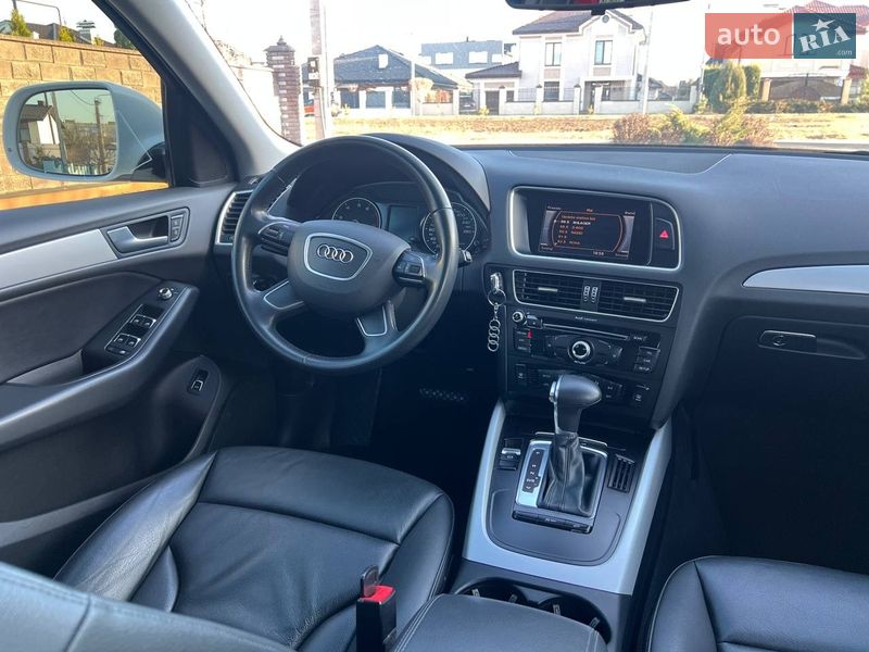Внедорожник / Кроссовер Audi Q5 2015 в Ровно