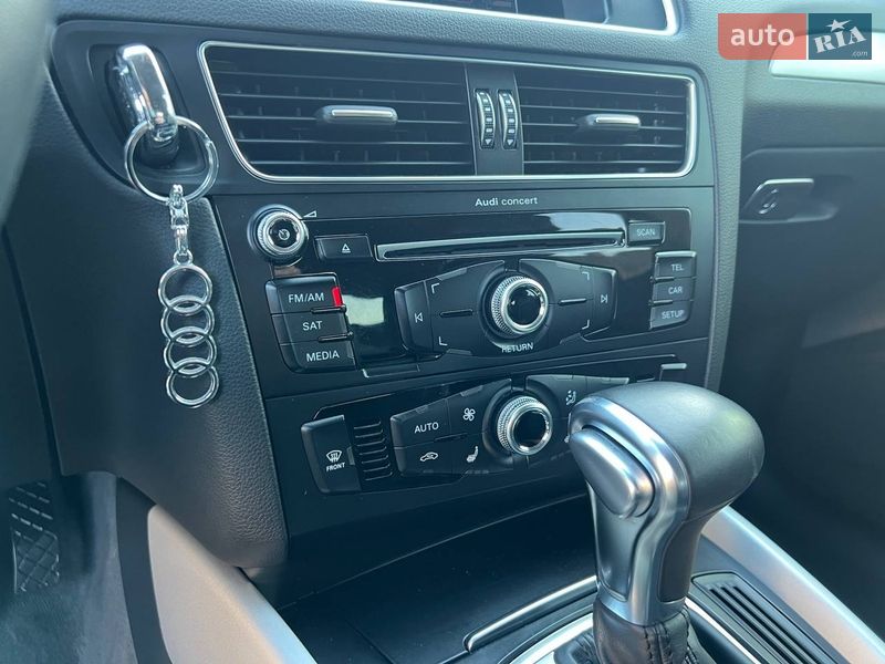 Внедорожник / Кроссовер Audi Q5 2015 в Ровно