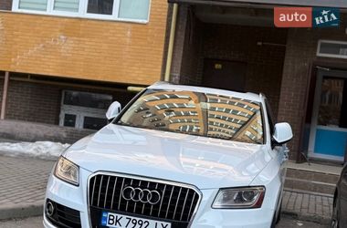 Внедорожник / Кроссовер Audi Q5 2015 в Ровно