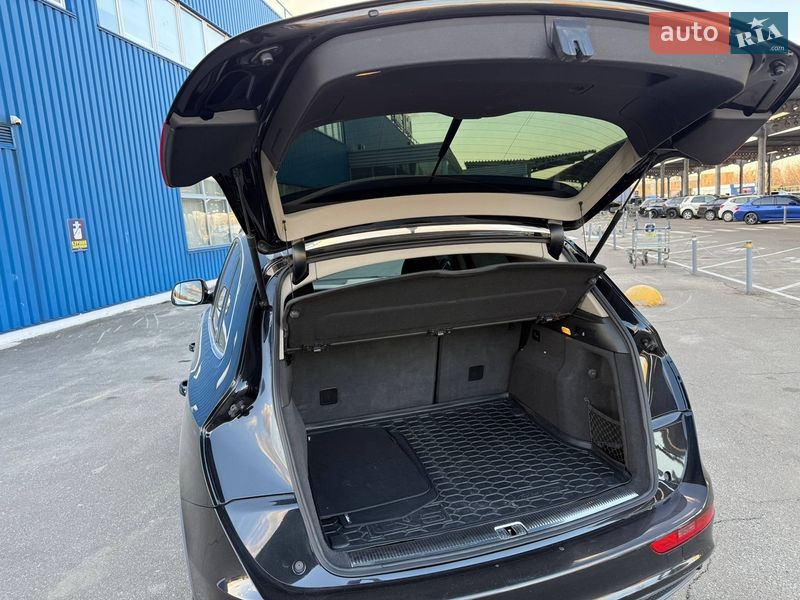 Внедорожник / Кроссовер Audi Q5 2011 в Киеве