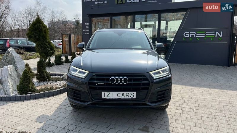 Позашляховик / Кросовер Audi Q5 2019 в Львові