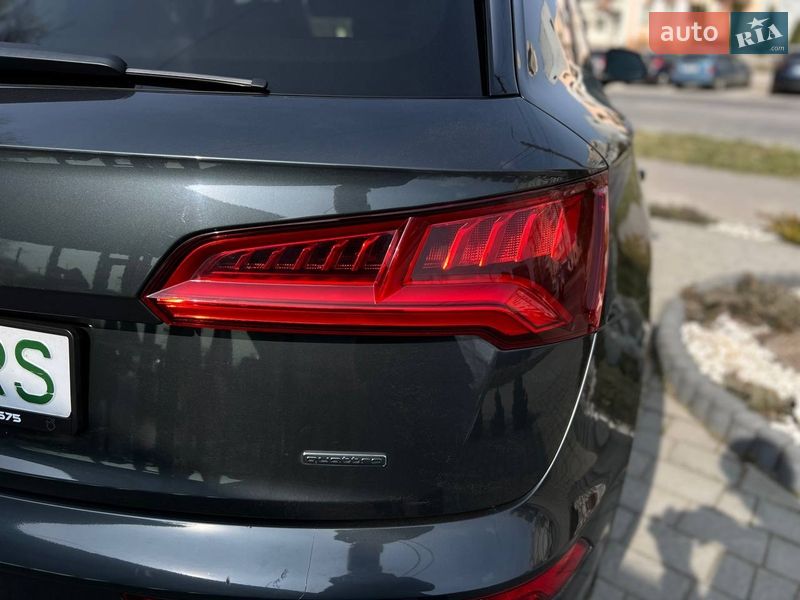 Позашляховик / Кросовер Audi Q5 2019 в Львові