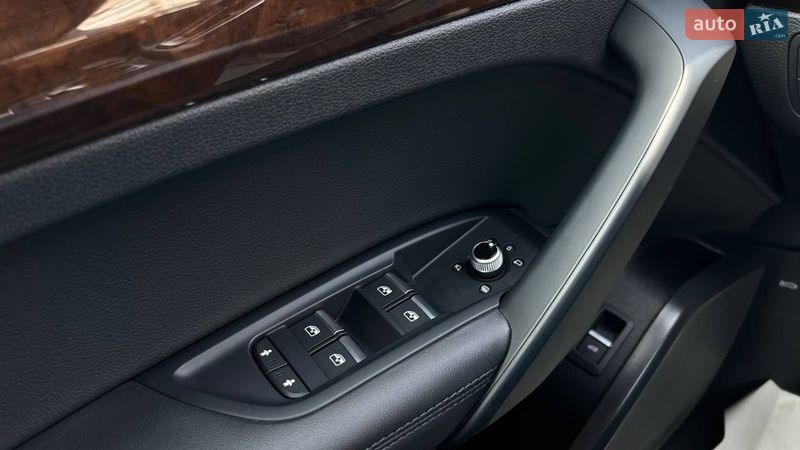 Позашляховик / Кросовер Audi Q5 2019 в Львові