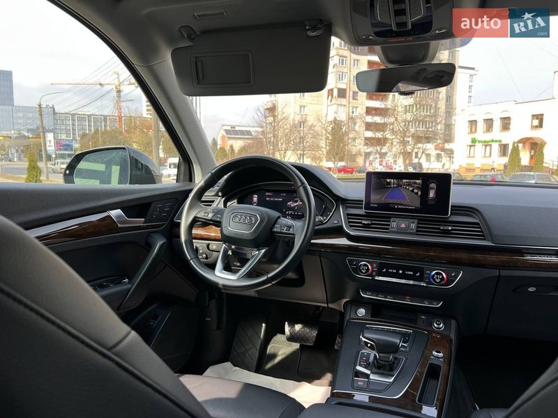 Позашляховик / Кросовер Audi Q5 2019 в Львові