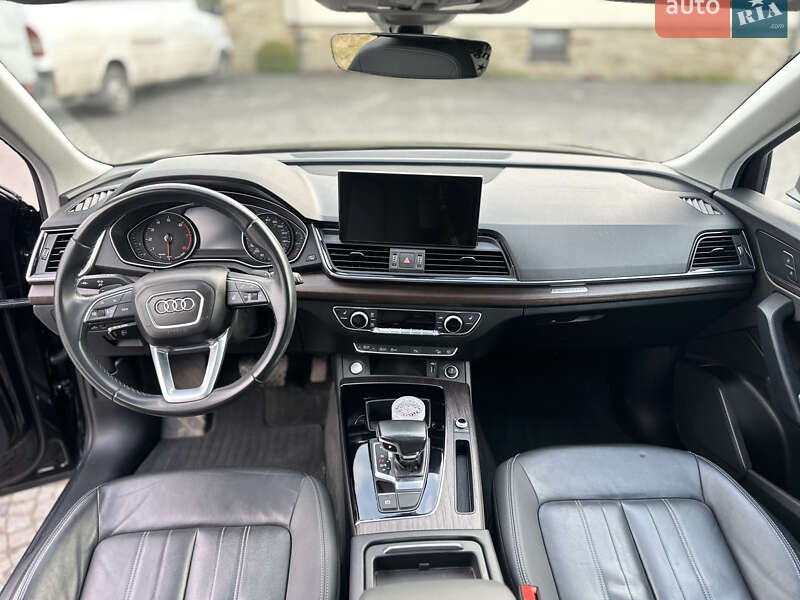 Внедорожник / Кроссовер Audi Q5 2021 в Львове