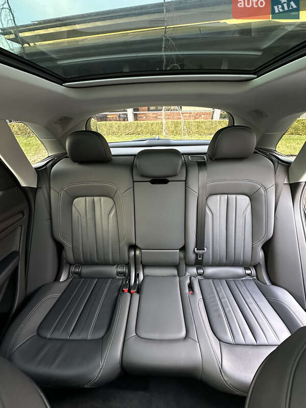 Внедорожник / Кроссовер Audi Q5 2021 в Львове