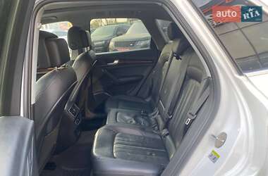 Внедорожник / Кроссовер Audi Q5 2017 в Львове