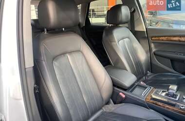 Внедорожник / Кроссовер Audi Q5 2017 в Львове