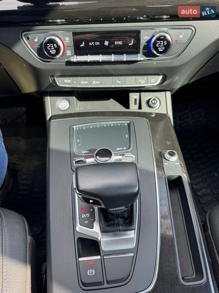 Внедорожник / Кроссовер Audi Q5 2020 в Кременчуге