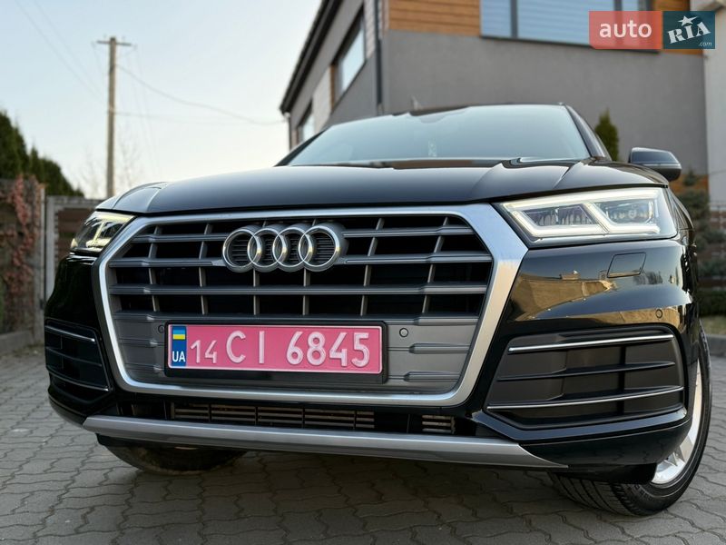 Внедорожник / Кроссовер Audi Q5 2019 в Стрые