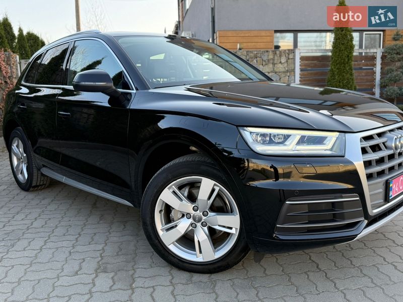 Внедорожник / Кроссовер Audi Q5 2019 в Стрые