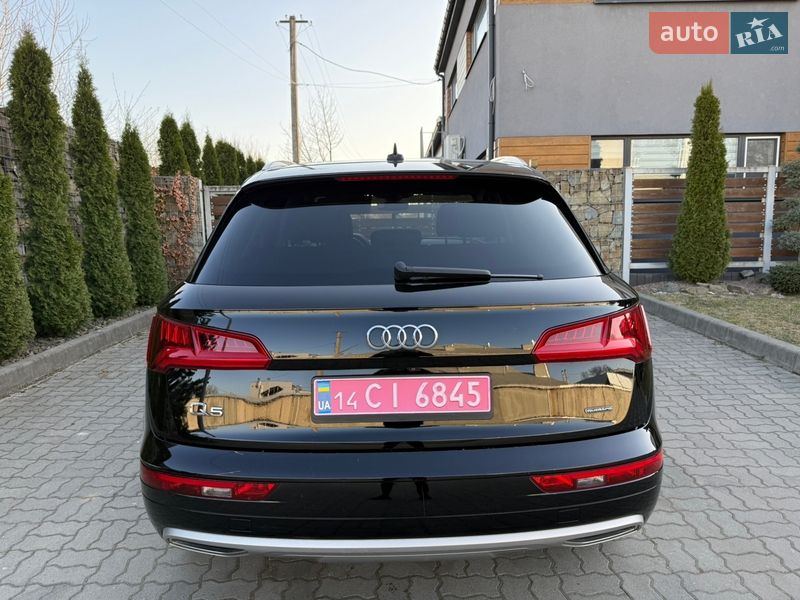 Внедорожник / Кроссовер Audi Q5 2019 в Стрые