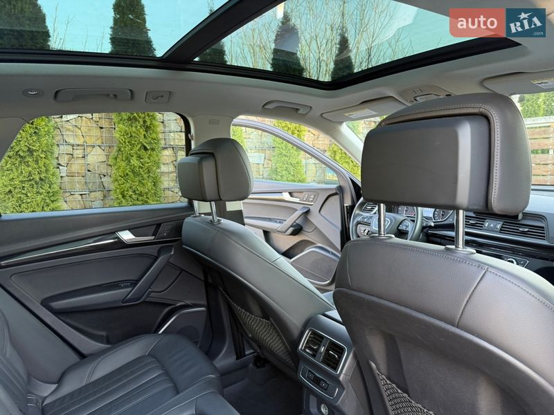 Внедорожник / Кроссовер Audi Q5 2019 в Стрые