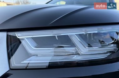 Внедорожник / Кроссовер Audi Q5 2019 в Стрые