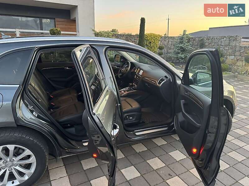Внедорожник / Кроссовер Audi Q5 2015 в Львове