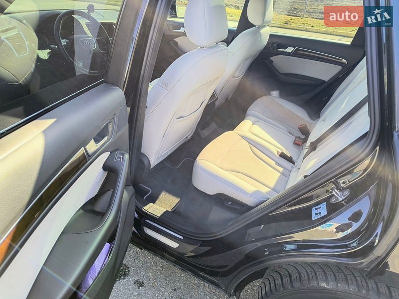 Позашляховик / Кросовер Audi Q5 2015 в Чернівцях