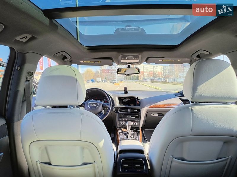 Позашляховик / Кросовер Audi Q5 2015 в Чернівцях