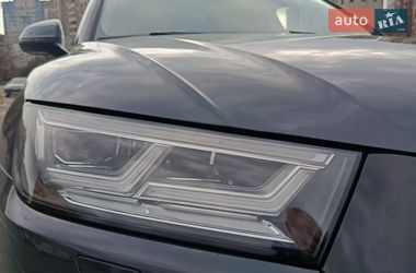 Внедорожник / Кроссовер Audi Q5 2018 в Киеве