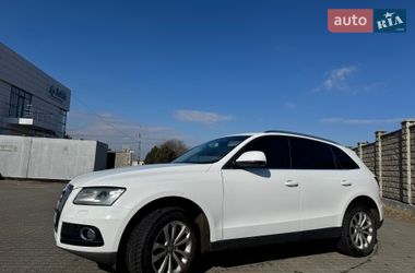 Внедорожник / Кроссовер Audi Q5 2014 в Черноморске