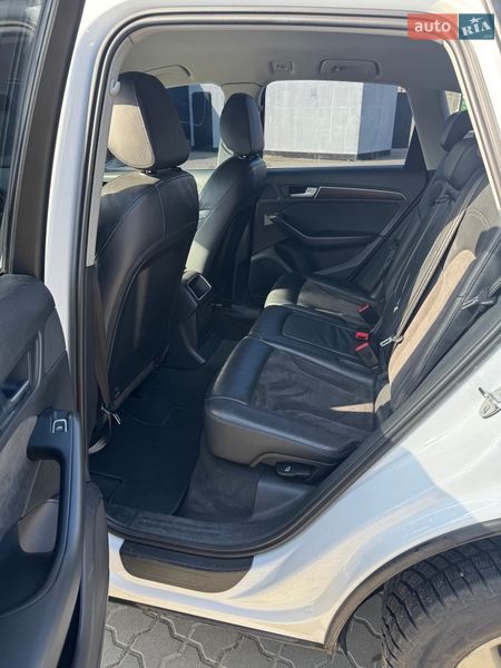 Позашляховик / Кросовер Audi Q5 2014 в Чорноморську