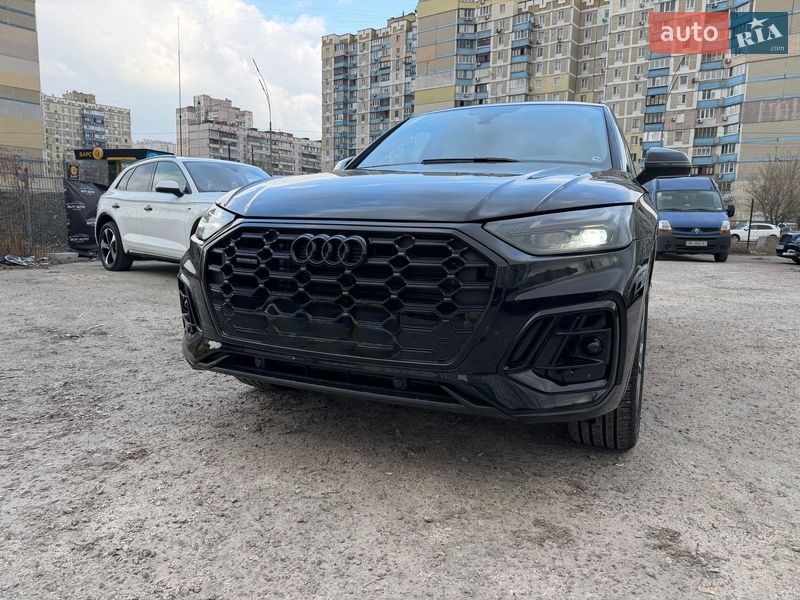 Внедорожник / Кроссовер Audi Q5 2024 в Киеве