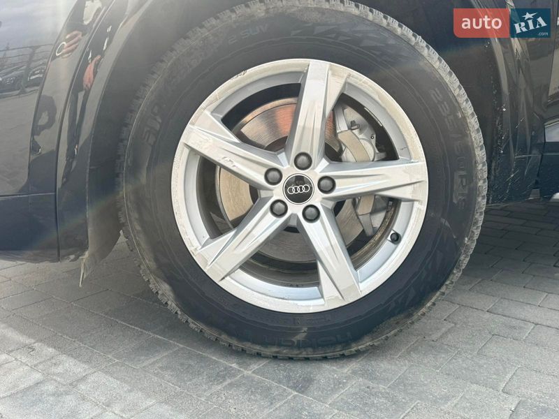 Позашляховик / Кросовер Audi Q5 2020 в Львові фото 5 Позашляховик / Кросовер Audi Q5 2020 в Львові