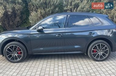 Внедорожник / Кроссовер Audi Q5 2020 в Самборе
