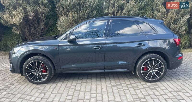 Внедорожник / Кроссовер Audi Q5 2020 в Самборе