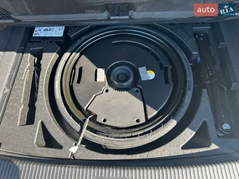 Внедорожник / Кроссовер Audi Q5 2019 в Киеве