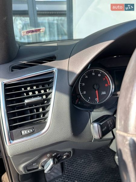 Позашляховик / Кросовер Audi Q5 2010 в Луцьку