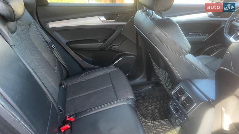 Внедорожник / Кроссовер Audi Q5 2018 в Житомире фото 14 Внедорожник / Кроссовер Audi Q5 2018 в Житомире