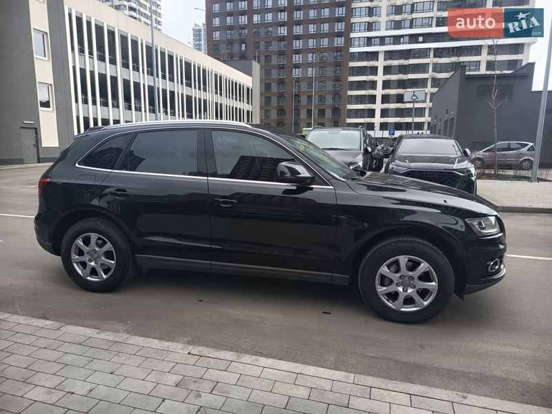 Внедорожник / Кроссовер Audi Q5 2014 в Киеве