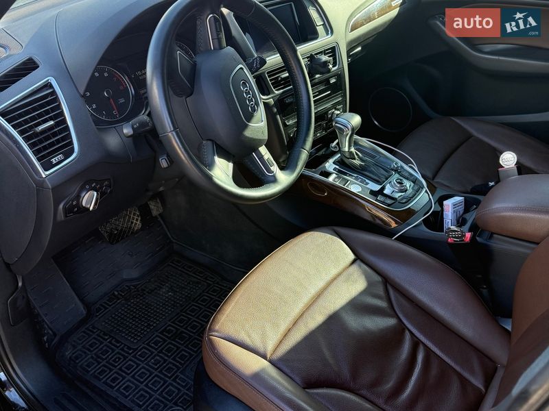 Позашляховик / Кросовер Audi Q5 2015 в Чернівцях