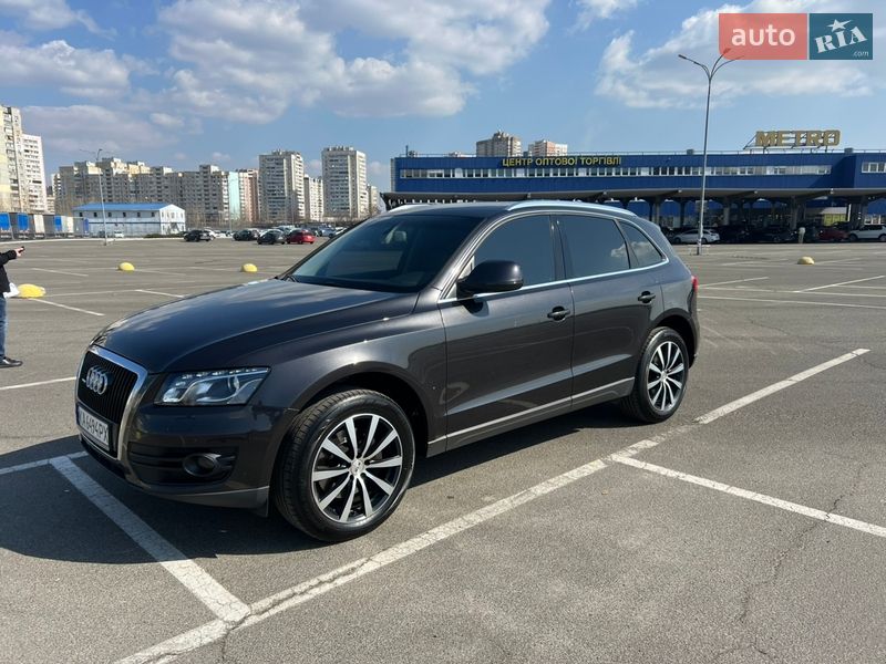 Внедорожник / Кроссовер Audi Q5 2012 в Киеве