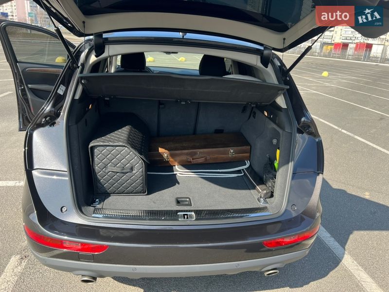 Внедорожник / Кроссовер Audi Q5 2012 в Киеве