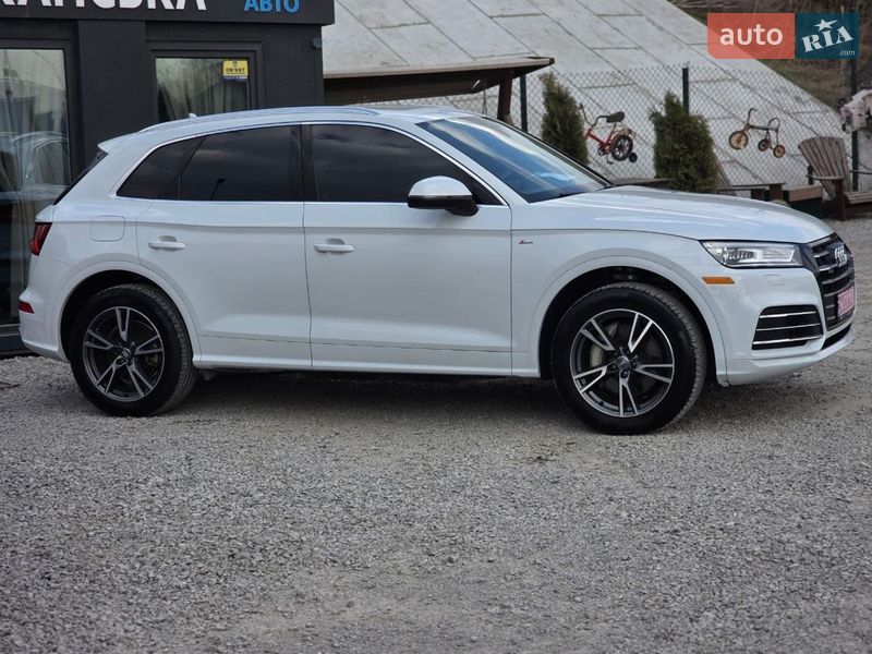 Позашляховик / Кросовер Audi Q5 2019 в Тернополі фото 39 Позашляховик / Кросовер Audi Q5 2019 в Тернополі