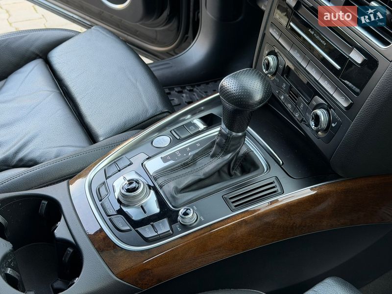Внедорожник / Кроссовер Audi Q5 2015 в Одессе