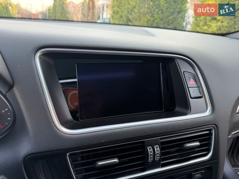 Внедорожник / Кроссовер Audi Q5 2015 в Одессе