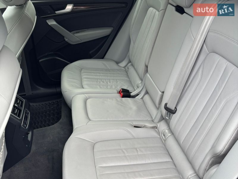 Позашляховик / Кросовер Audi Q5 2018 в Тернополі