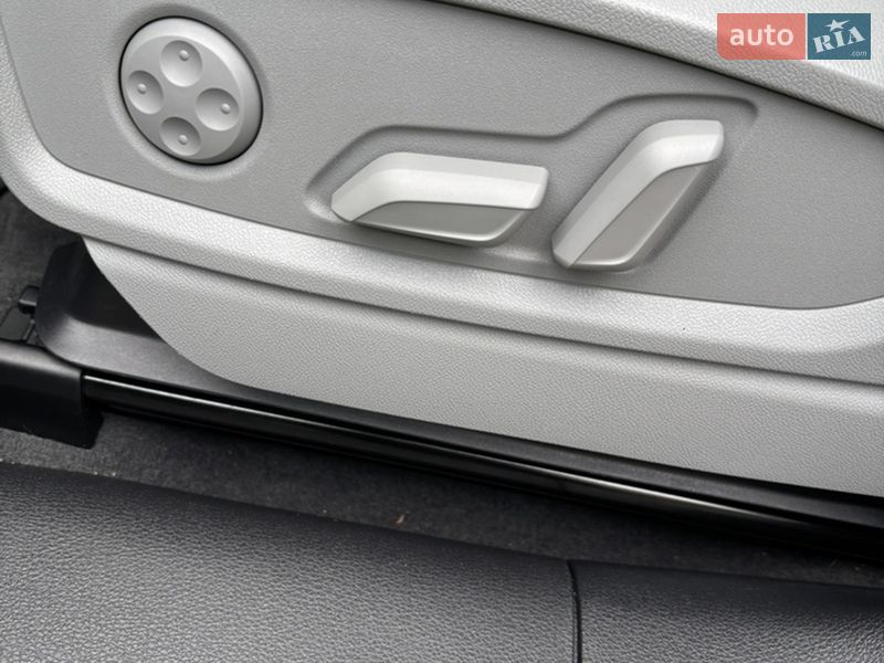 Позашляховик / Кросовер Audi Q5 2018 в Тернополі