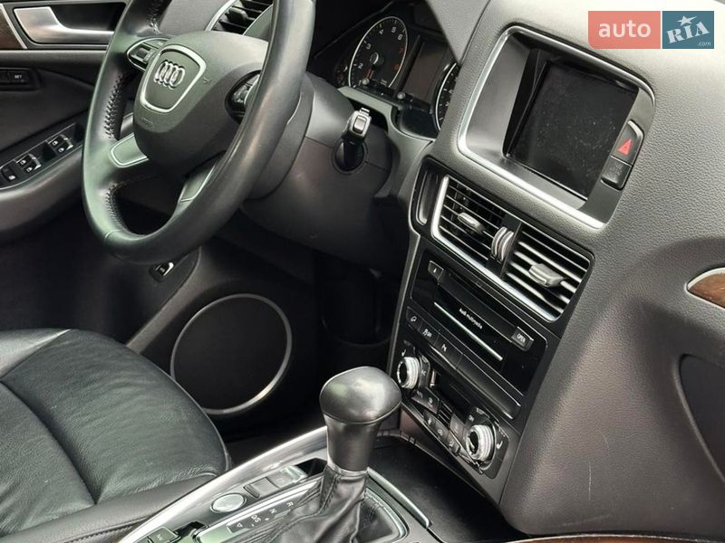 Позашляховик / Кросовер Audi Q5 2014 в Львові