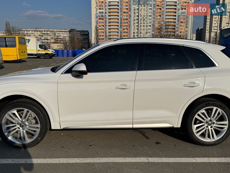Внедорожник / Кроссовер Audi Q5 2020 в Киеве фото 3 Внедорожник / Кроссовер Audi Q5 2020 в Киеве