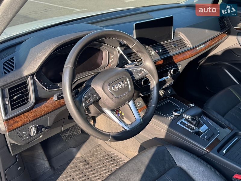 Внедорожник / Кроссовер Audi Q5 2020 в Киеве фото 12 Внедорожник / Кроссовер Audi Q5 2020 в Киеве