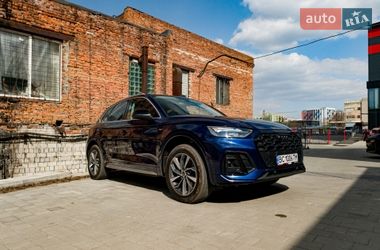 Позашляховик / Кросовер Audi Q5 2022 в Львові