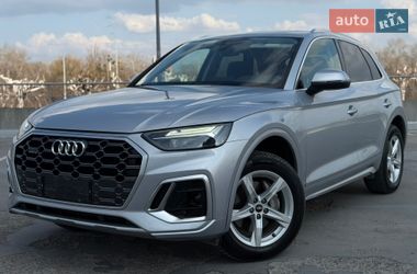 Внедорожник / Кроссовер Audi Q5 2020 в Киеве