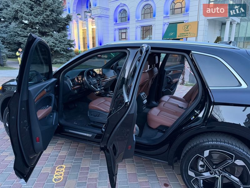 Внедорожник / Кроссовер Audi Q5 2021 в Одессе фото 15 Внедорожник / Кроссовер Audi Q5 2021 в Одессе