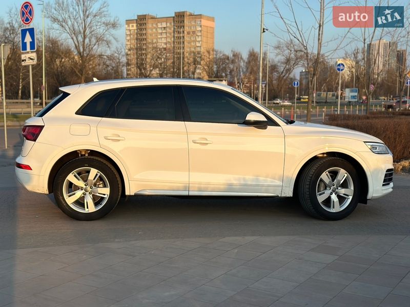 Внедорожник / Кроссовер Audi Q5 2017 в Киеве фото 8 Внедорожник / Кроссовер Audi Q5 2017 в Киеве