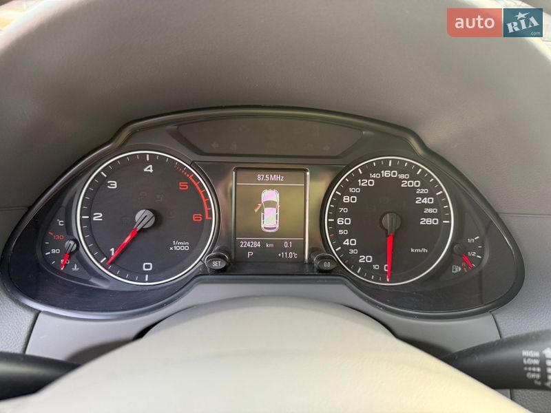 Внедорожник / Кроссовер Audi Q5 2011 в Новоархангельске фото 29 Внедорожник / Кроссовер Audi Q5 2011 в Новоархангельске