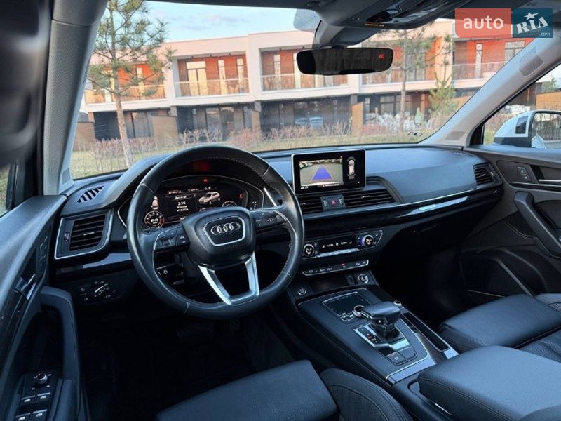 Внедорожник / Кроссовер Audi Q5 2017 в Киеве